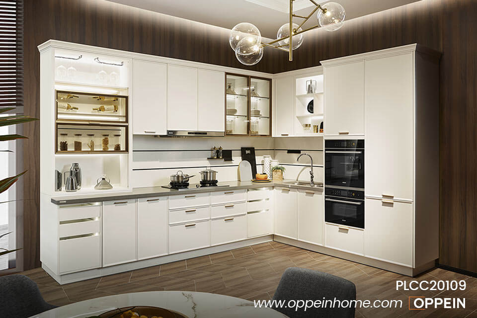 White Simple European Style Kitchen Cabinet PLCC20109