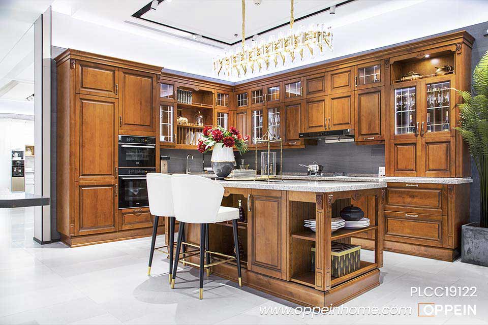 Traditional Large Size Solid Wood Kitchen With Island PLCC19122