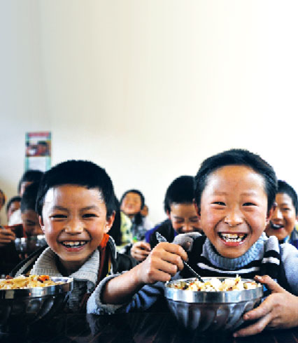 Lunching Children From