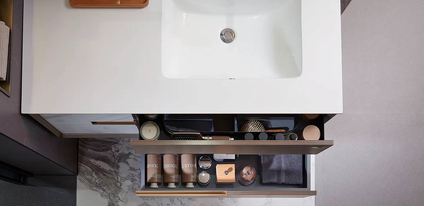 modern-brown-bathroom-vanity-with-pure-white-countertop modern-brown-bathroom-vanity-with-pure-white-countertop